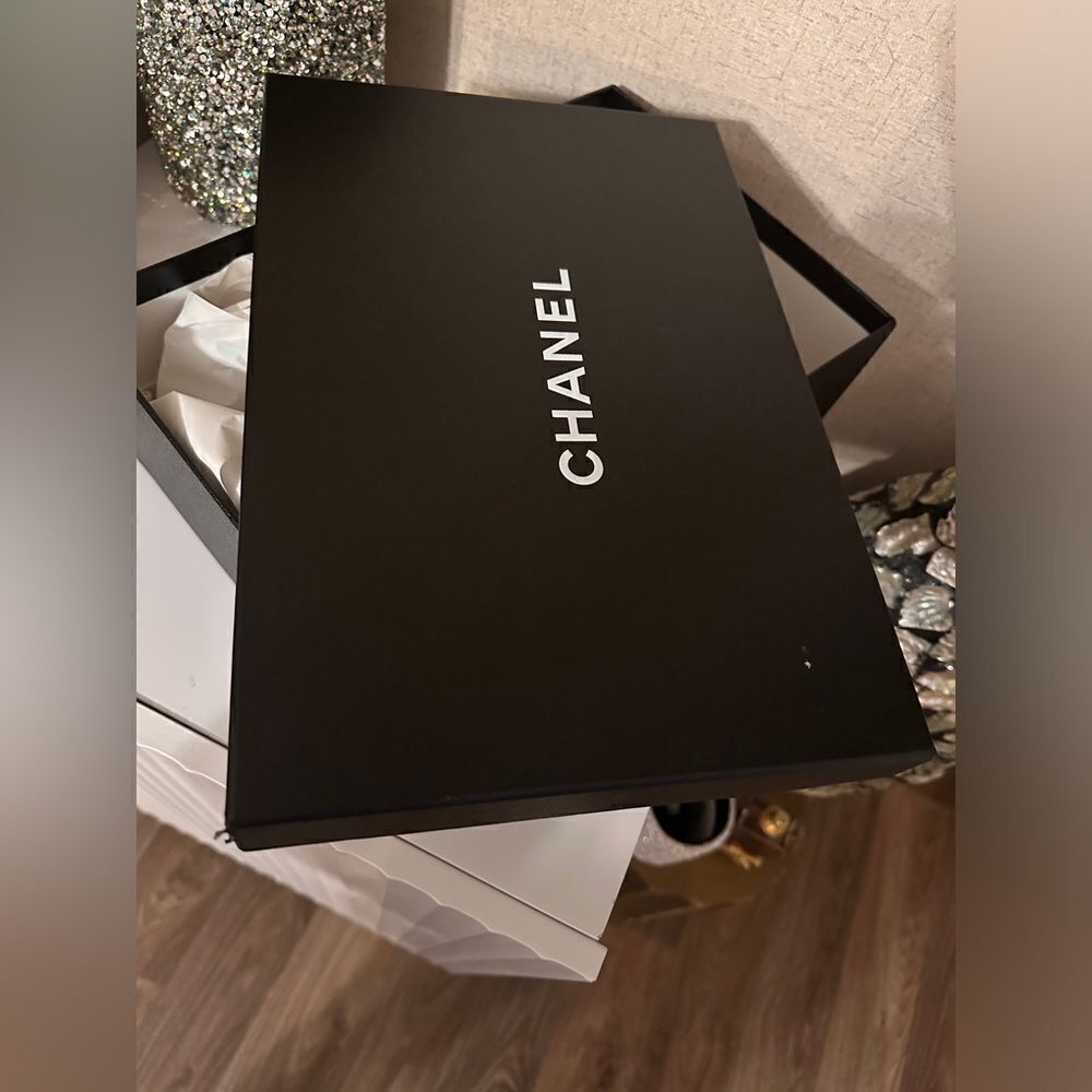 "Authentic Chanel Box - Sold As-Is" - Picture 4 of 17